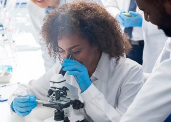 Qual a importância do POP para laboratórios de análises clínicas?