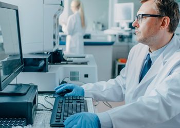 Como fazer o controle de qualidade para laboratório de análises clínicas?