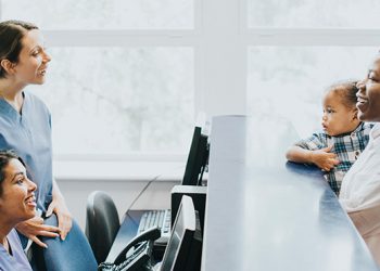 Como melhorar o atendimento no laboratório de análises clínicas?