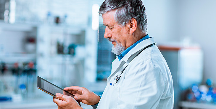 Por que investir em tecnologia para laboratórios de análises clínicas?